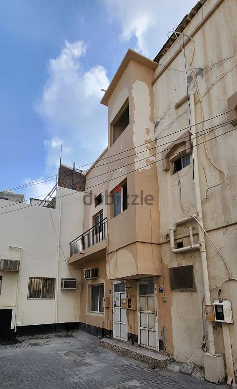 building for sale muharraq 2