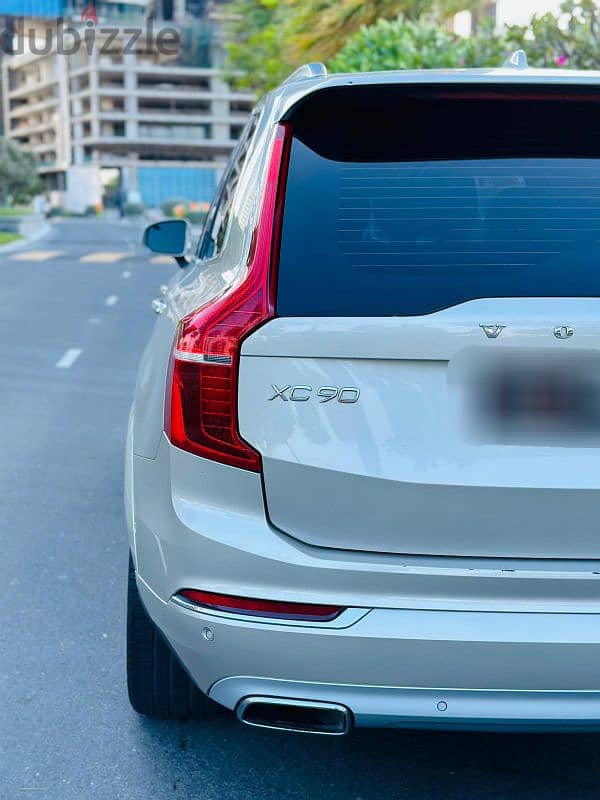 Volvo XC90 T6 AWD  Premium Luxury  7 Seater SUV Year-2018 4