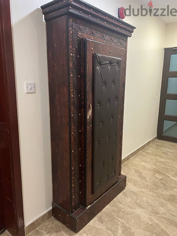 luxury one door cupboard 5