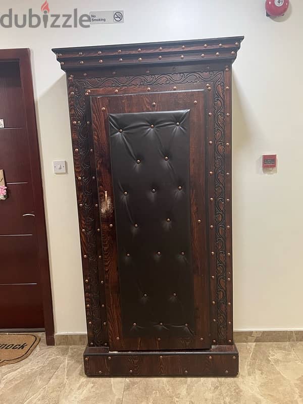 luxury one door cupboard 6