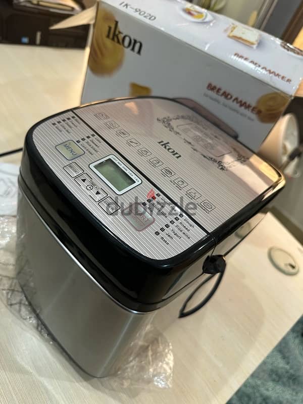 صانعة خبز طازج Bread maker 7