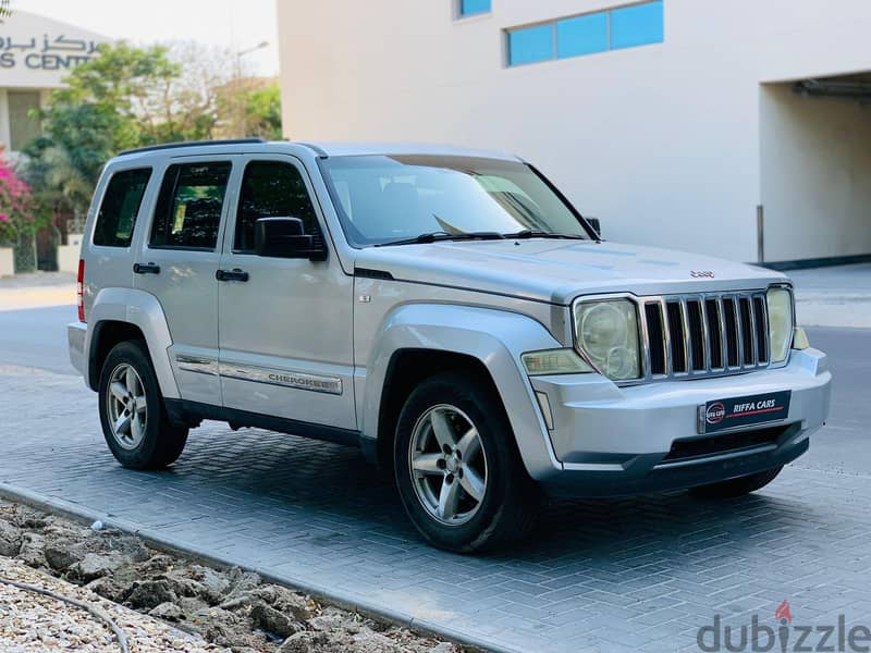 Jeep Cherokee 2009 FULL 2