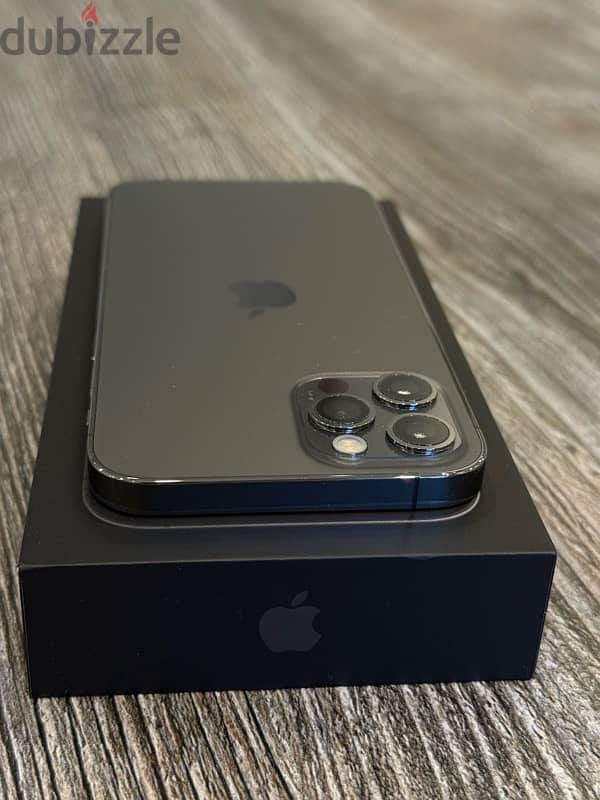 iPhone 12 Pro 256GB perfect mint condition like new! 10