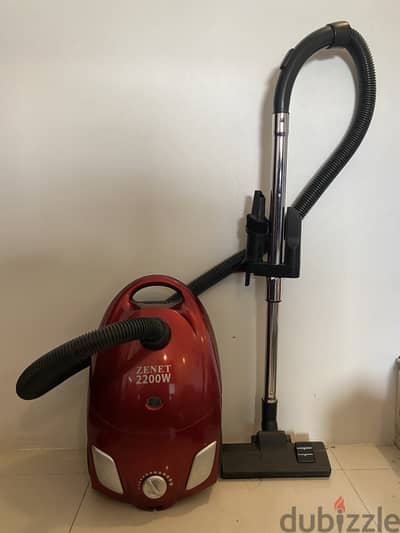 Zenet 2200W Vacuum Cleaner with Attachments