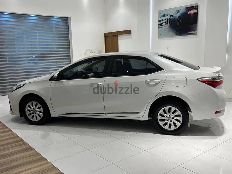 Toyota Corolla XLI 2.0 model 2019 FOR SALE 3