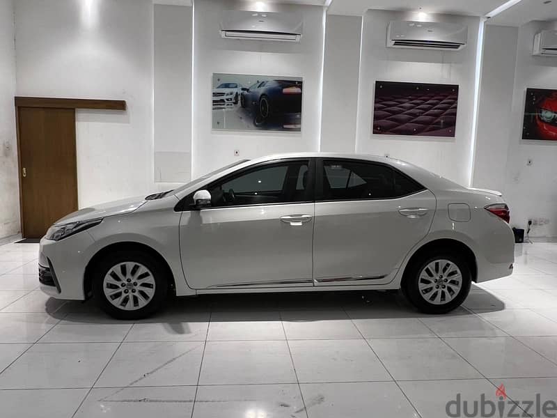 Toyota Corolla XLI 2.0 model 2019 FOR SALE 10