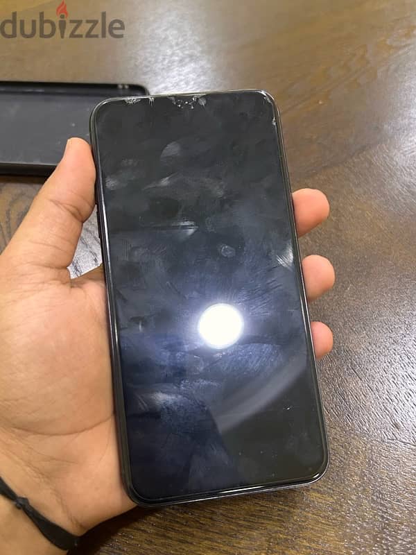 iPhone 11 pro max 3