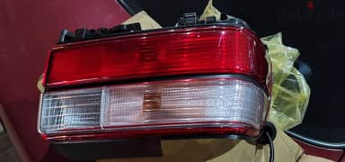 carolla right side back light 1995 0