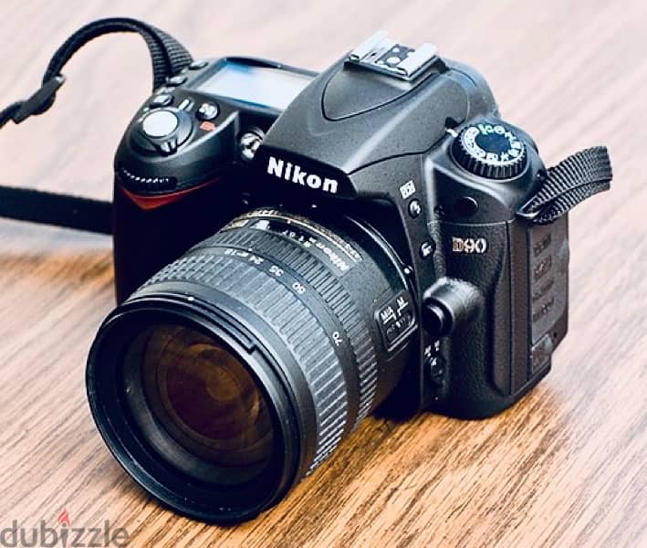 Nikon D90 DSLR Camera with 2 Nikon VR lens (18-105mm & 70-300mm) 2