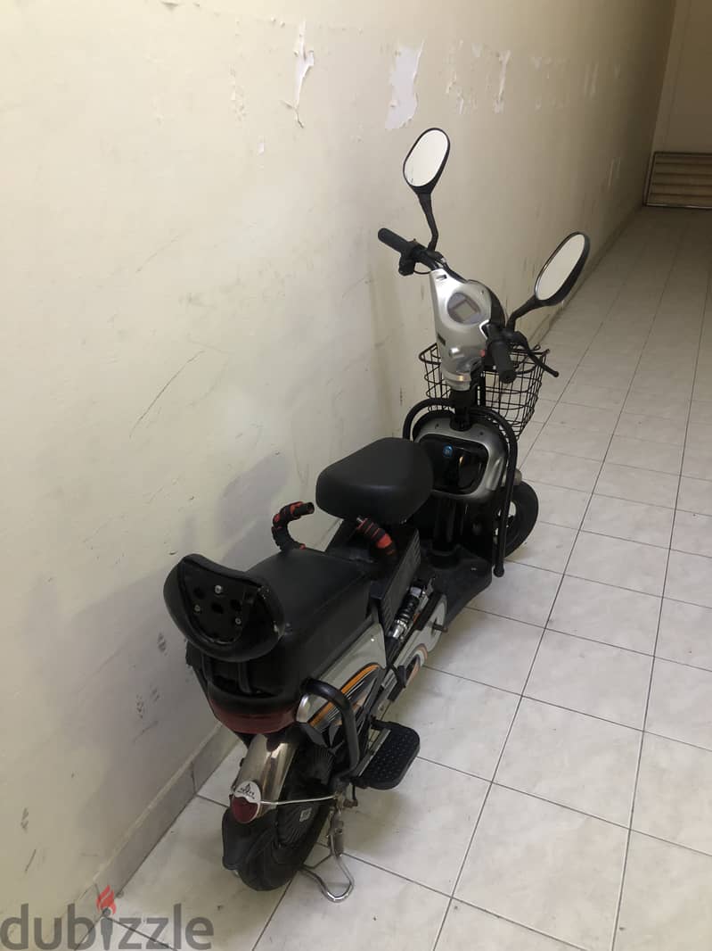 Used electric scooter 1