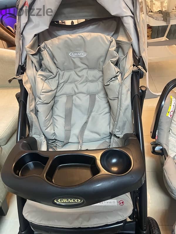 graco  3 in 1 travel system - like new 9