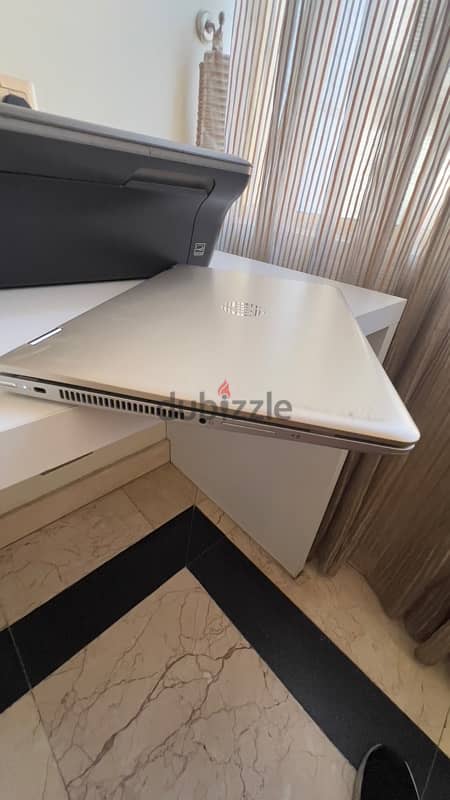 HP pavilion x360 convertible  14m full touch 7