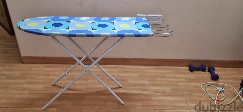 Ironing Board 105cm x 30cm, hight 70cm 2