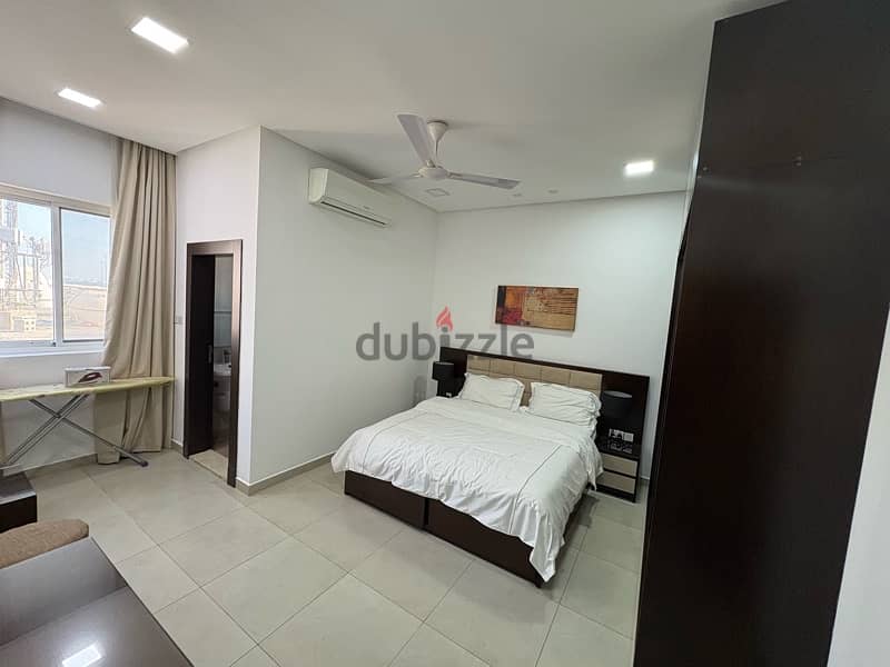 FULLY FURNISHED 2 BEDROOM FLAT AVILABLE 1