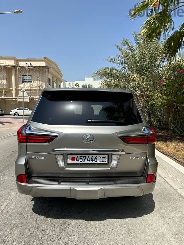 Lexus LX 570 2016 38km only 3