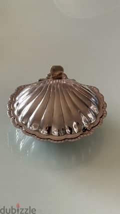 antique vintage Shell Shaped Silver 0