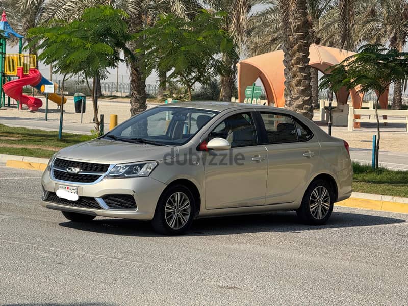 Chery Arrizo3 2019 Gold 1