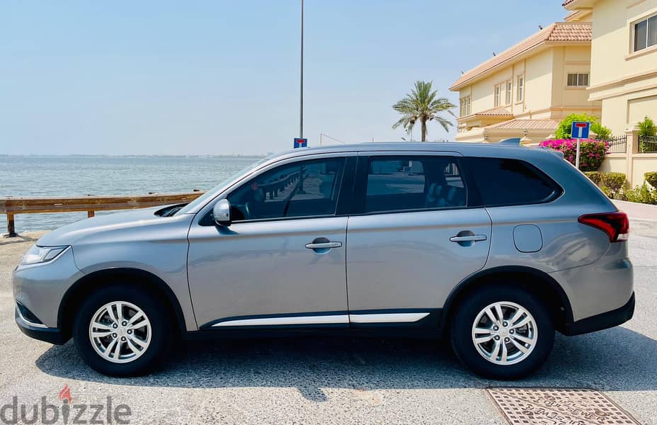 Mitsubishi Outlander 2020 model  mid option SUV for sale 35909294 3