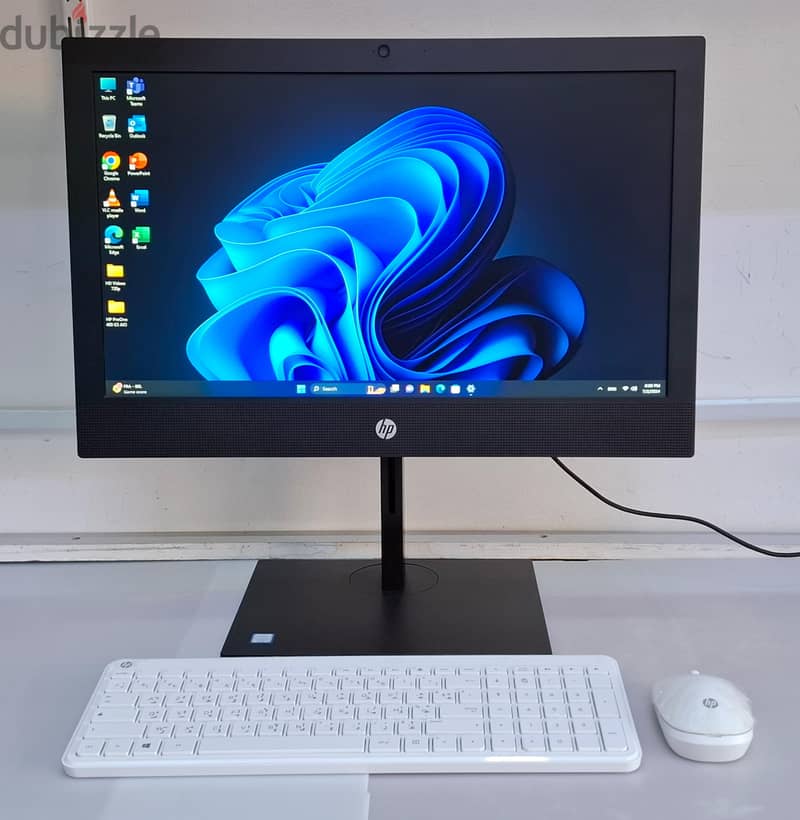 HP 9th Generation All in One 20" Computer Core i5 16GB RAM + 256GB SSD 5