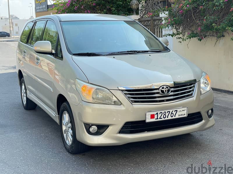 Toyota Innova 2013 0