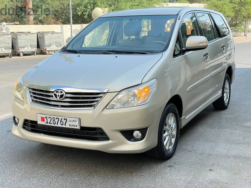 Toyota Innova 2013 4