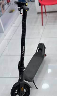 XIAOMI ELECTRIC SCOOTER 4  GEN 2 30 DAYS ONLY USED 0