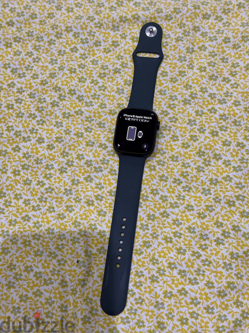 Apple Watch Series 7 (45mm) Space Grey 4