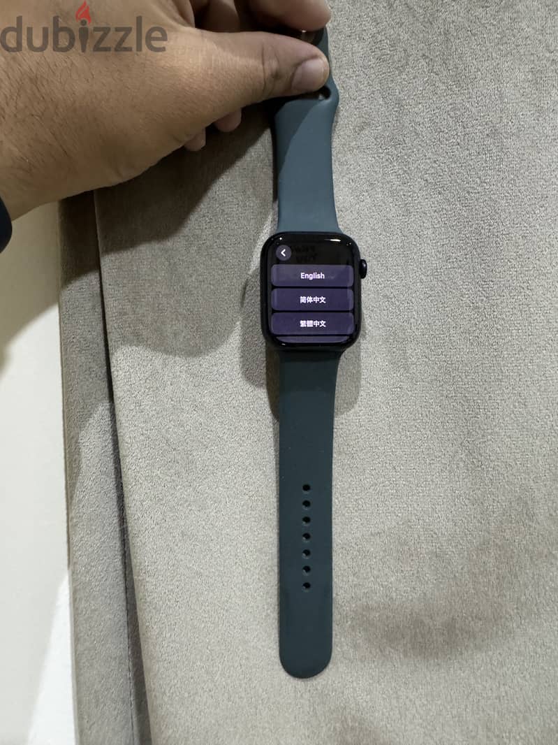 Apple Watch Series 7 (45mm) Space Grey 9