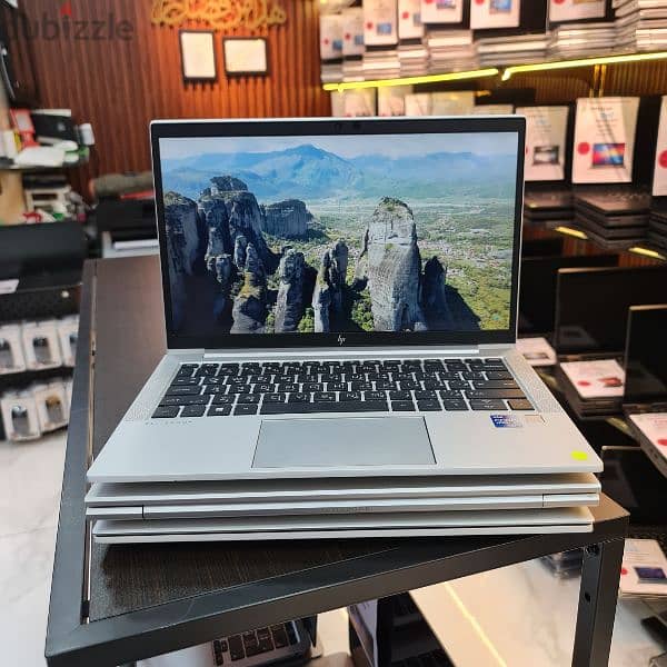 HP Elitebook 830 G8 Core i7-11th Gen 0