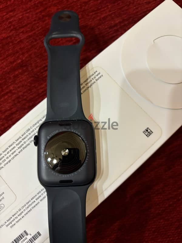 apple watch se 2 generation - perfect condition as new 1