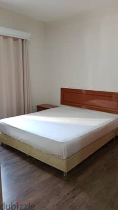 Room & Bed Space for rent 0