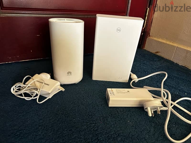 Router Huawei H352-381 5G & HUAWEI WiFi Extender// Stc 1