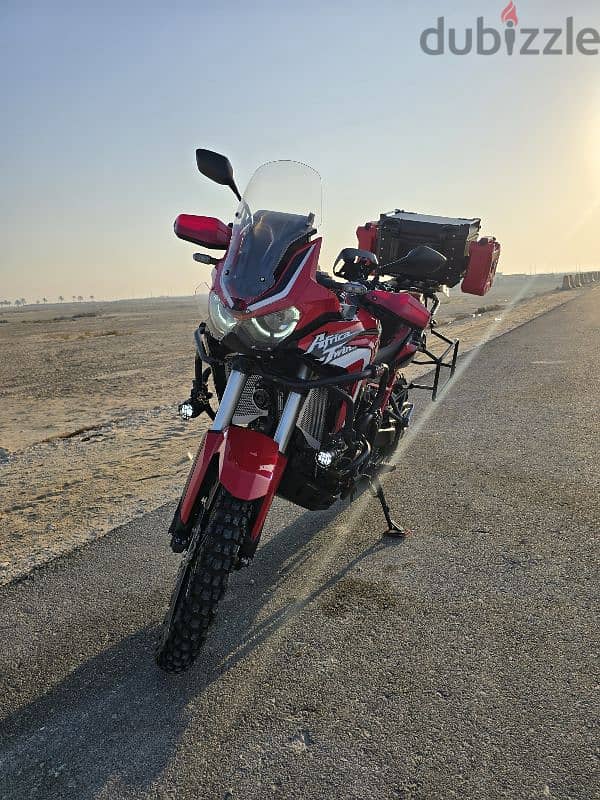 Honda africa twin crf 1100L model 2020 0