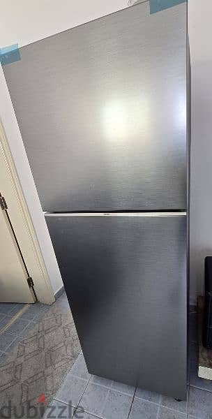 4 months used refrigerator sale 0