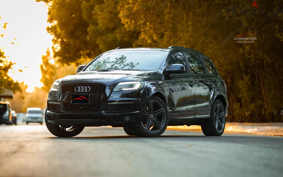 Audi Q7 2013 1