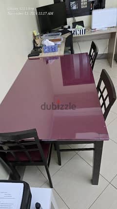 6 seaters dining table 0