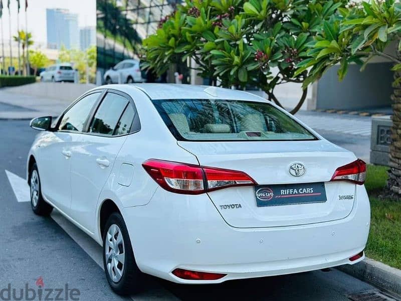 Toyota Yaris 2022 full agency maintained excellent condition 4