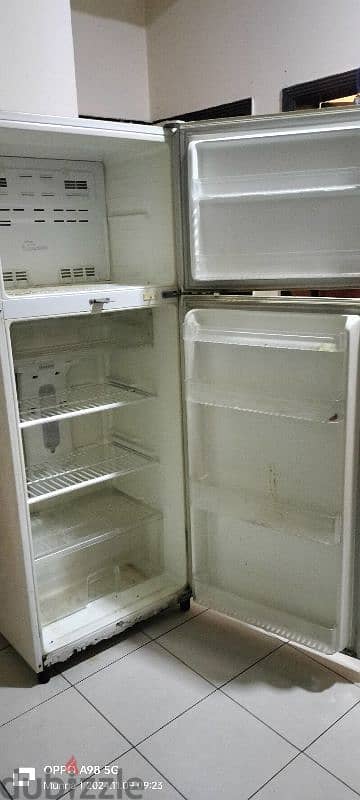 Used Refrigerator for sale just 15 BD