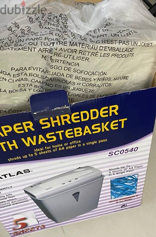 قاطعة اوراق paper shredder 6