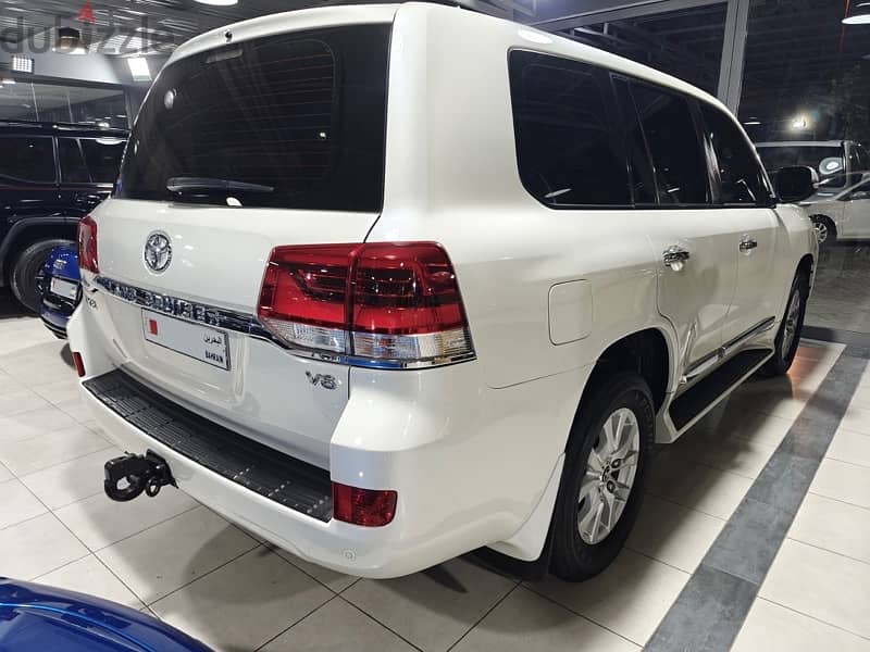 2019 Toyota Land Cruiser GXR V6 3