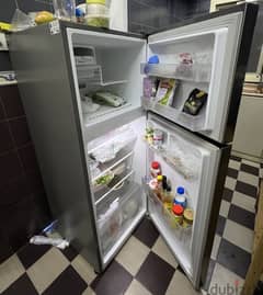 LG double door fridge  in clean condition family used. 0