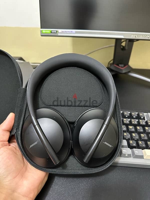 bose nc 700 headphones 0