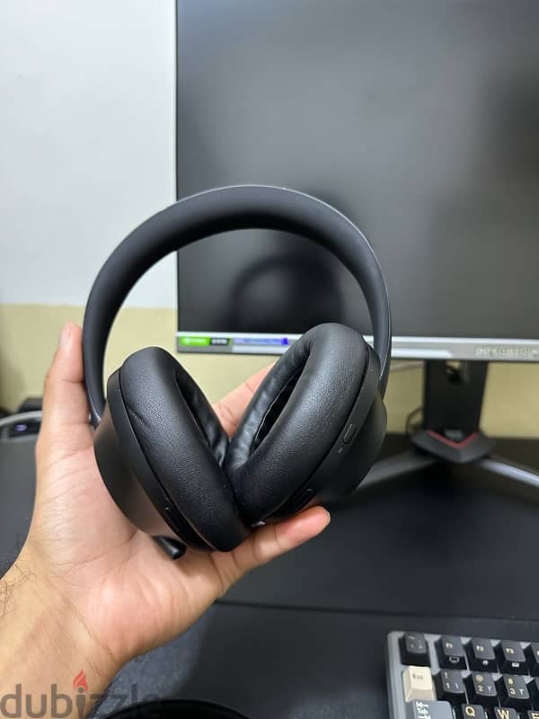 bose nc 700 headphones 1