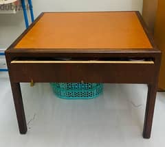 URGENT SALE. !! Square Table with 1 drawer 0