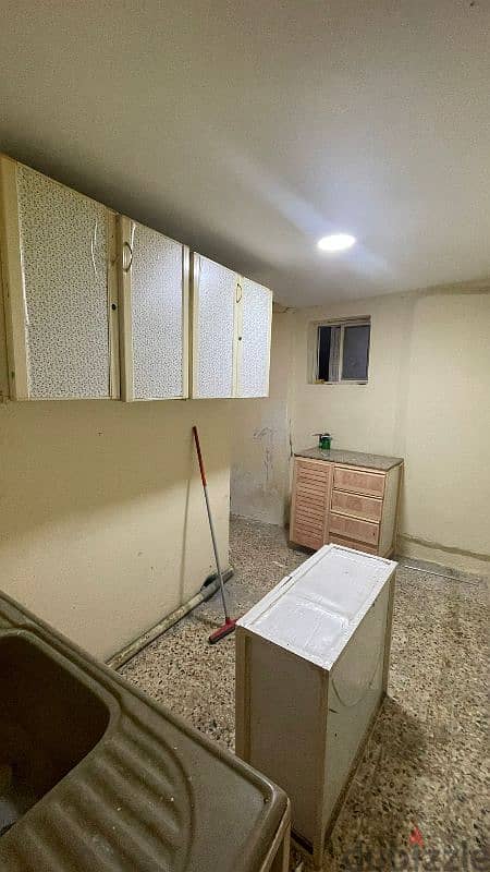 flat for rent 130 bd with electricity and water 0