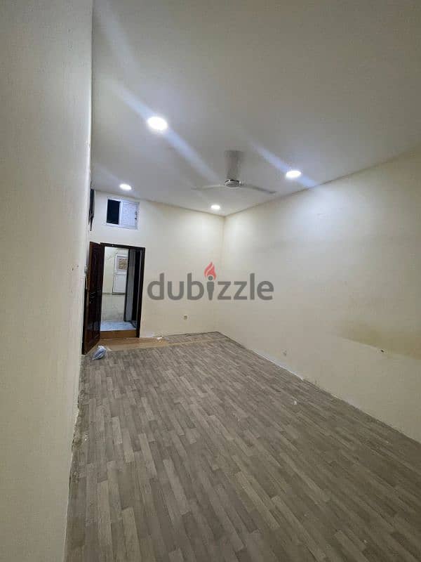 flat for rent 130 bd with electricity and water 6