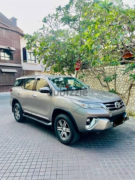 Toyota Fortuner 2019 1