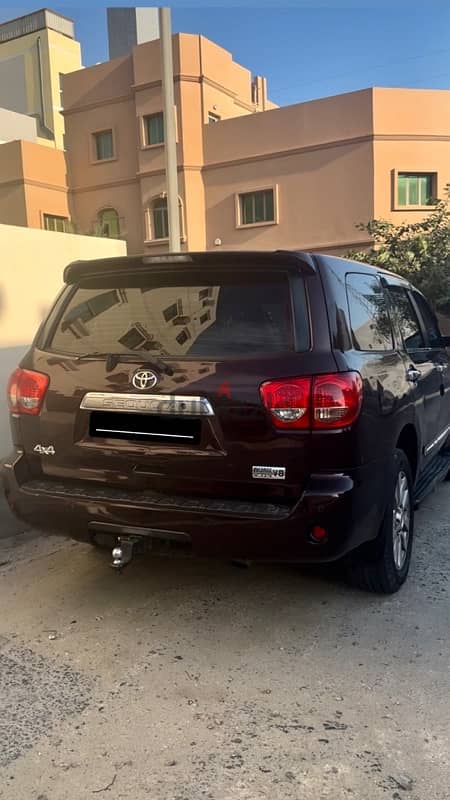 Toyota Sequoia 2012 1