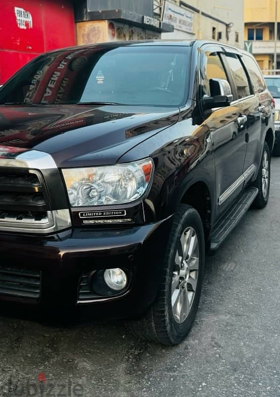 Toyota Sequoia 2012 3