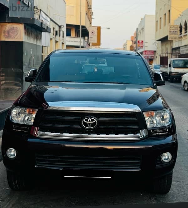 Toyota Sequoia 2012 5